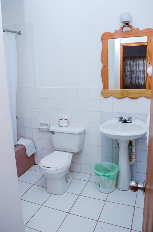Vanvilla Guest House Negril Bilik gambar